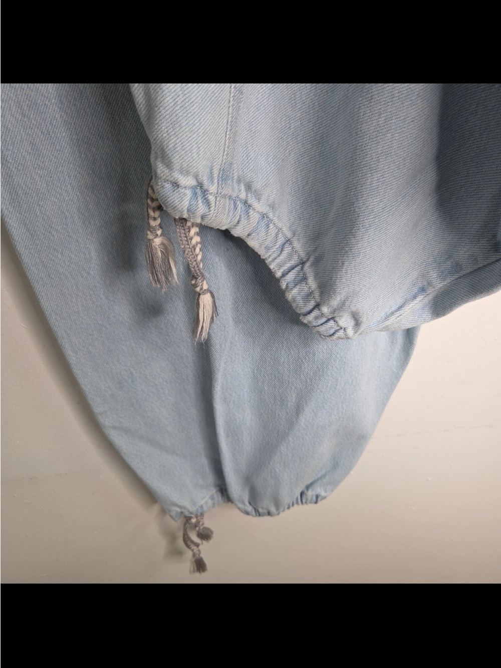Free People We the Free Bright Eyed Low Slung Pull on Barrel Jeans Sz Medium - Picture 8 of 12